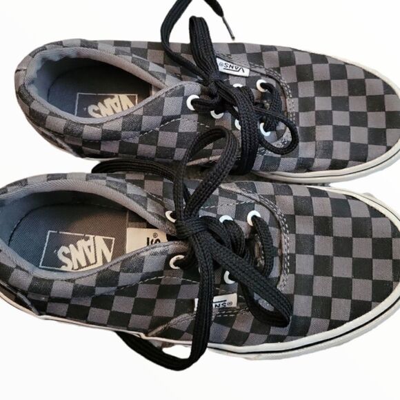 EUC KIDS LACE UP CHECKERBOARD VAN'S SZ.2.5 - Picture 5 of 6